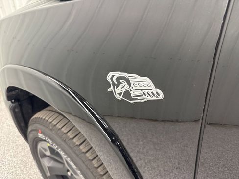 New 2026 RAM 1500 4x4 Crew Cab image 11