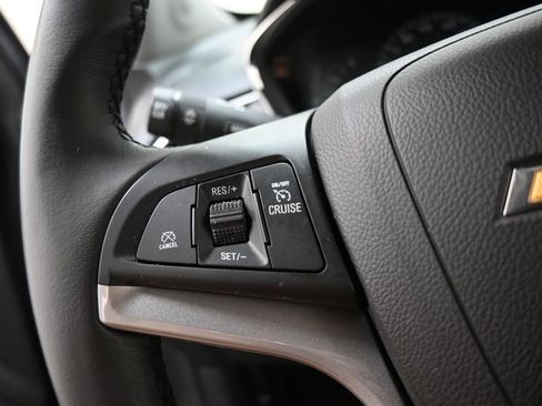 Used 2020 Chevrolet Trax LT w/ Driver Confidence Package FWD image 29
