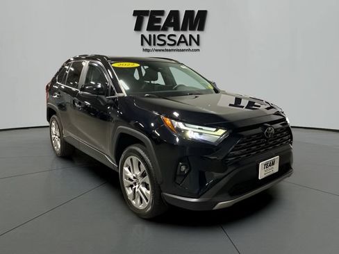 Used 2022 Toyota RAV4 Limited AWD/4WD image 1