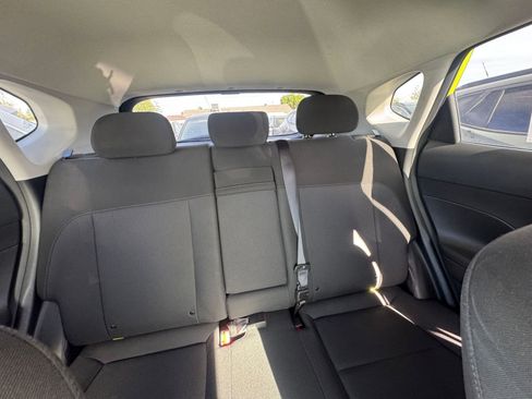 Used 2025 Hyundai Kona SEL image 37
