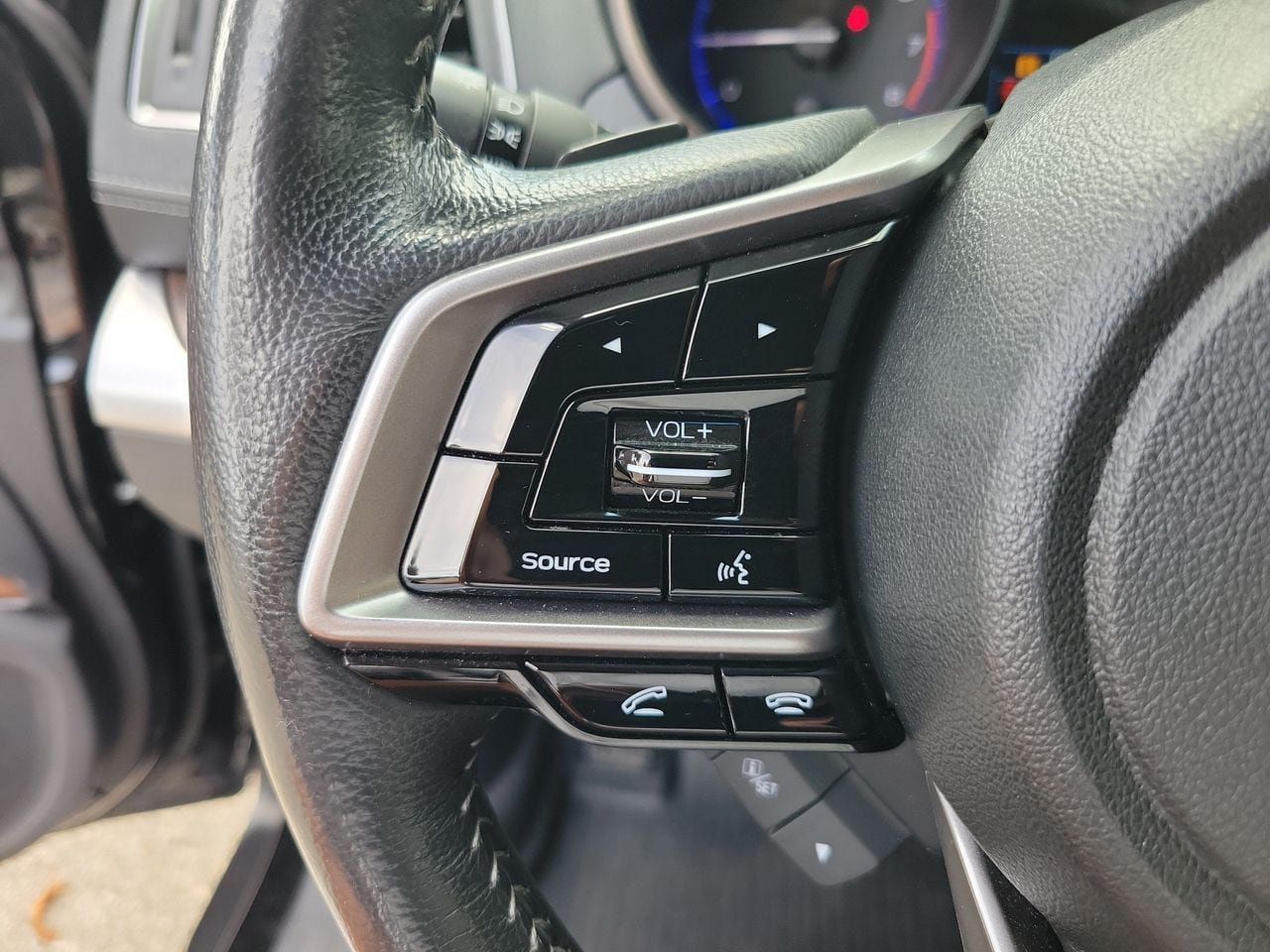 Used 2019 Subaru Outback 3.6R Touring AWD/4WD image 20
