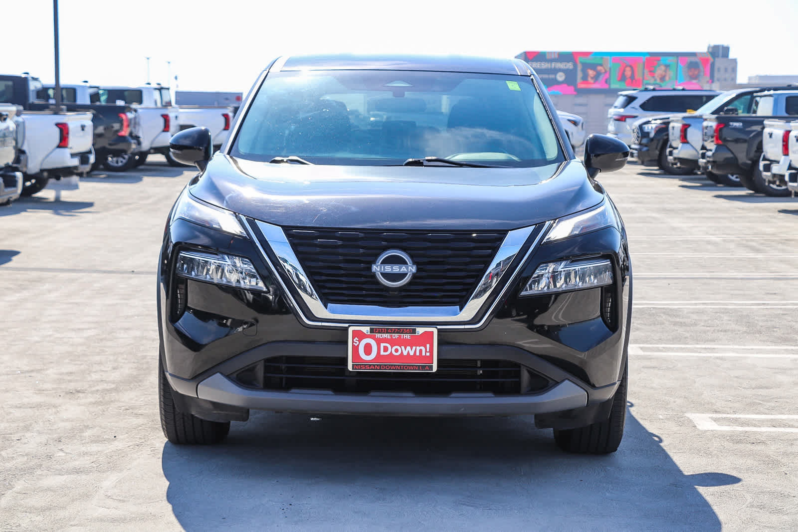 Used 2022 Nissan Rogue SV AWD/4WD image 2
