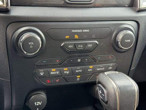 Used 2022 Ford Ranger Lariat w/ Equipment Group 501A High image 10