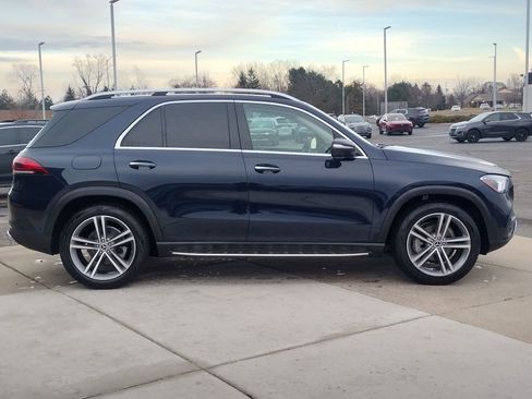 Used 2022 Mercedes-Benz GLE 350 4MATIC w/ Premium Package image 17
