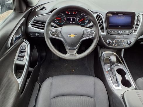 Used 2023 Chevrolet Malibu LT image 10