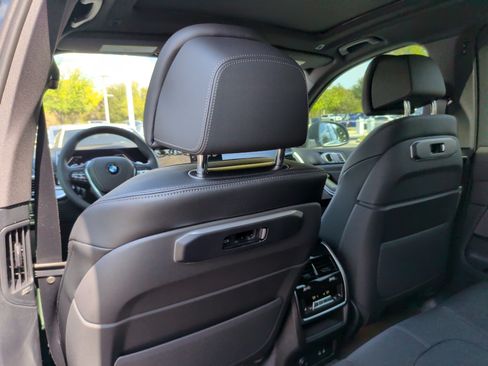 Used 2026 BMW X5 xDrive40i w/ Climate Comfort Package AWD/4WD image 34