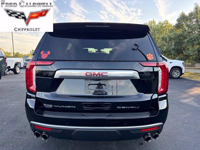 Used 2021 GMC Yukon Denali w/ Denali Premium Package AWD/4WD image 4