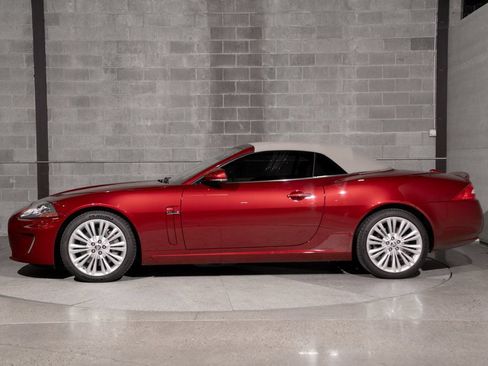Used 2010 Jaguar XK Convertible RWD image 12