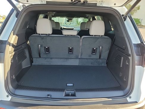 New 2026 GMC Acadia Elevation w/ Elevation Premium Package image 7