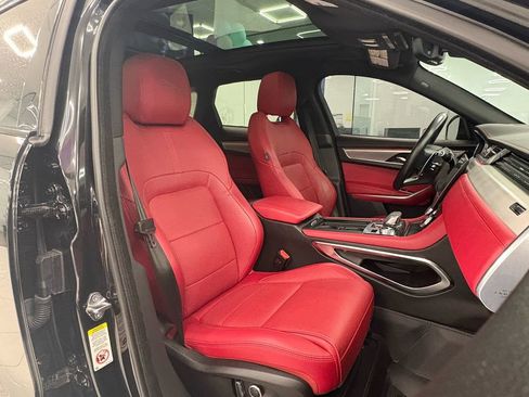 Used 2021 Jaguar F-PACE R-Dynamic S image 24