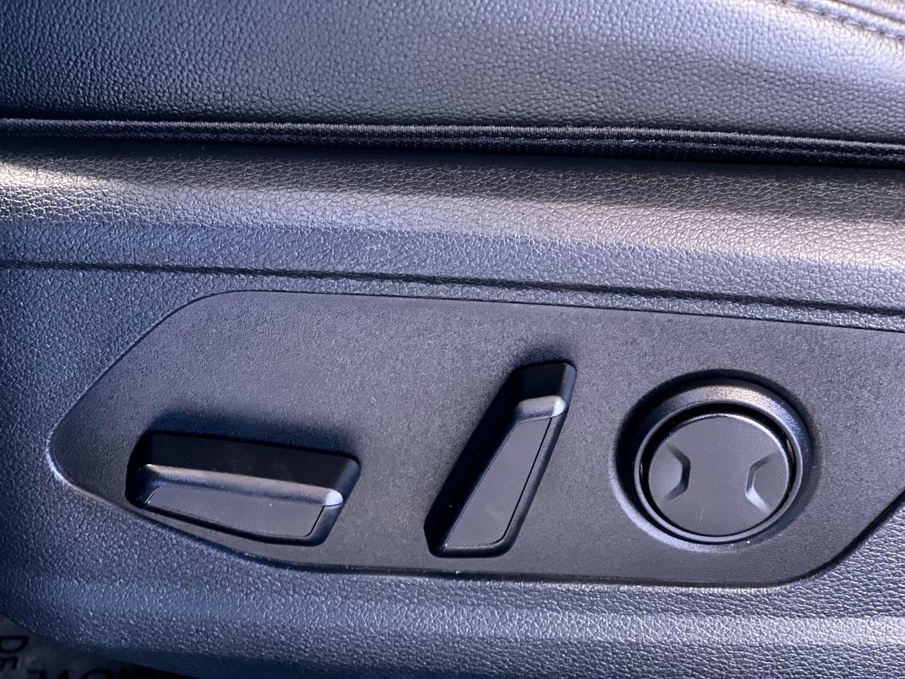 Certified 2023 Kia Sportage EX FWD image 17