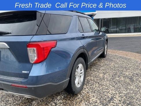 Used 2020 Ford Explorer XLT w/ Equipment Group 202A AWD/4WD image 4
