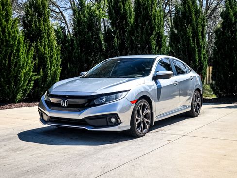 Used 2020 Honda Civic Sport image 5