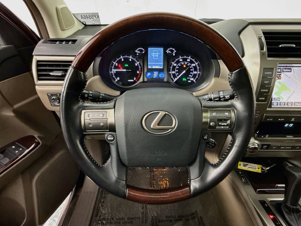 Used 2017 Lexus GX 460 Premium w/ Premium Package AWD/4WD image 13