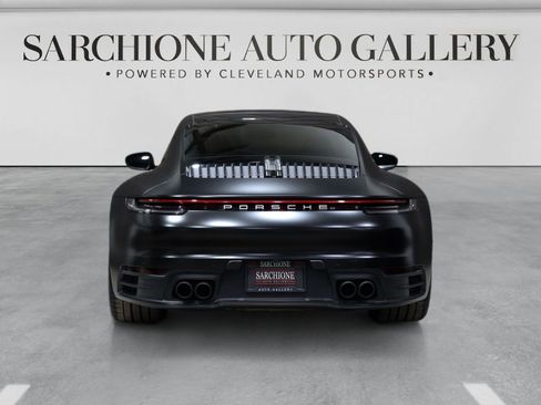 Used 2020 Porsche 911 Carrera w/ Premium Package RWD image 3