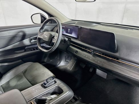 Used 2024 Nissan Ariya AWD image 28