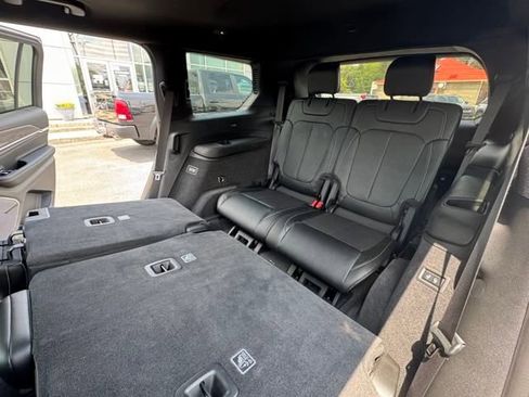 Used 2022 Jeep Grand Cherokee L Overland image 25