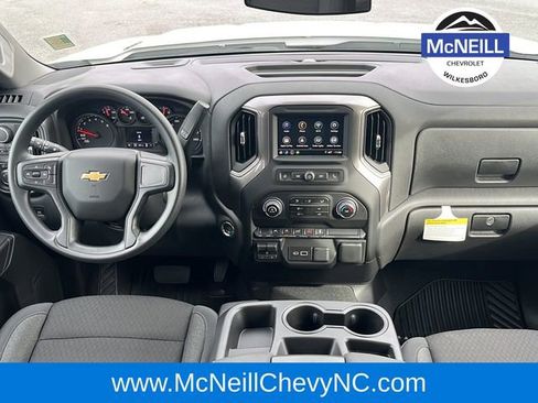 Used 2025 Chevrolet Silverado 1500 Custom w/ Turbomax Blackout Package image 15