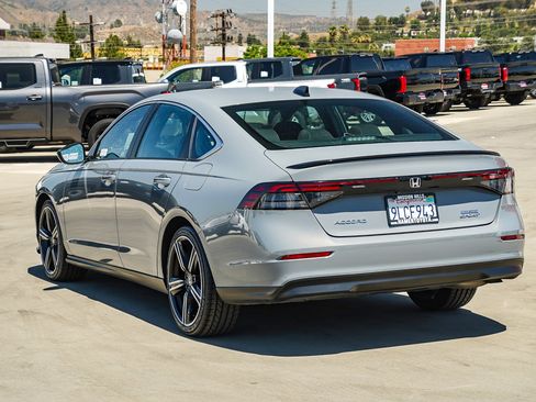 Used 2024 Honda Accord Sport image 5