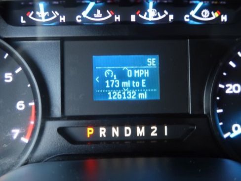 Used 2021 Ford F250 XL w/ Power Equipment Group RWD image 12