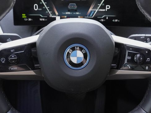 Certified 2024 BMW iX xDrive50 w/ Premium Package AWD/4WD image 19