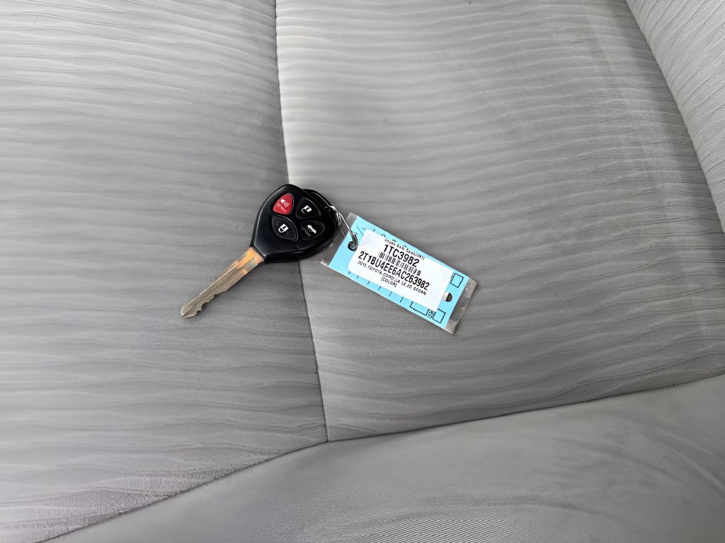 Used 2010 Toyota Corolla LE w/ All Weather Guard Pkg FWD image 24