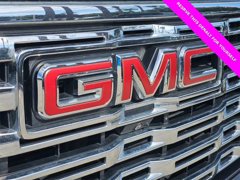Used 2023 GMC Sierra 1500 Denali w/ Denali Reserve Package image 5