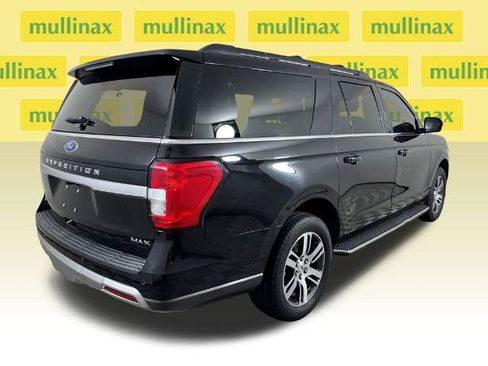 Certified 2023 Ford Expedition Max XLT RWD image 4