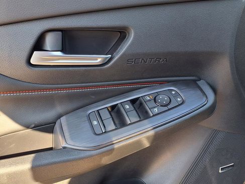 New 2026 Nissan Sentra SR image 10