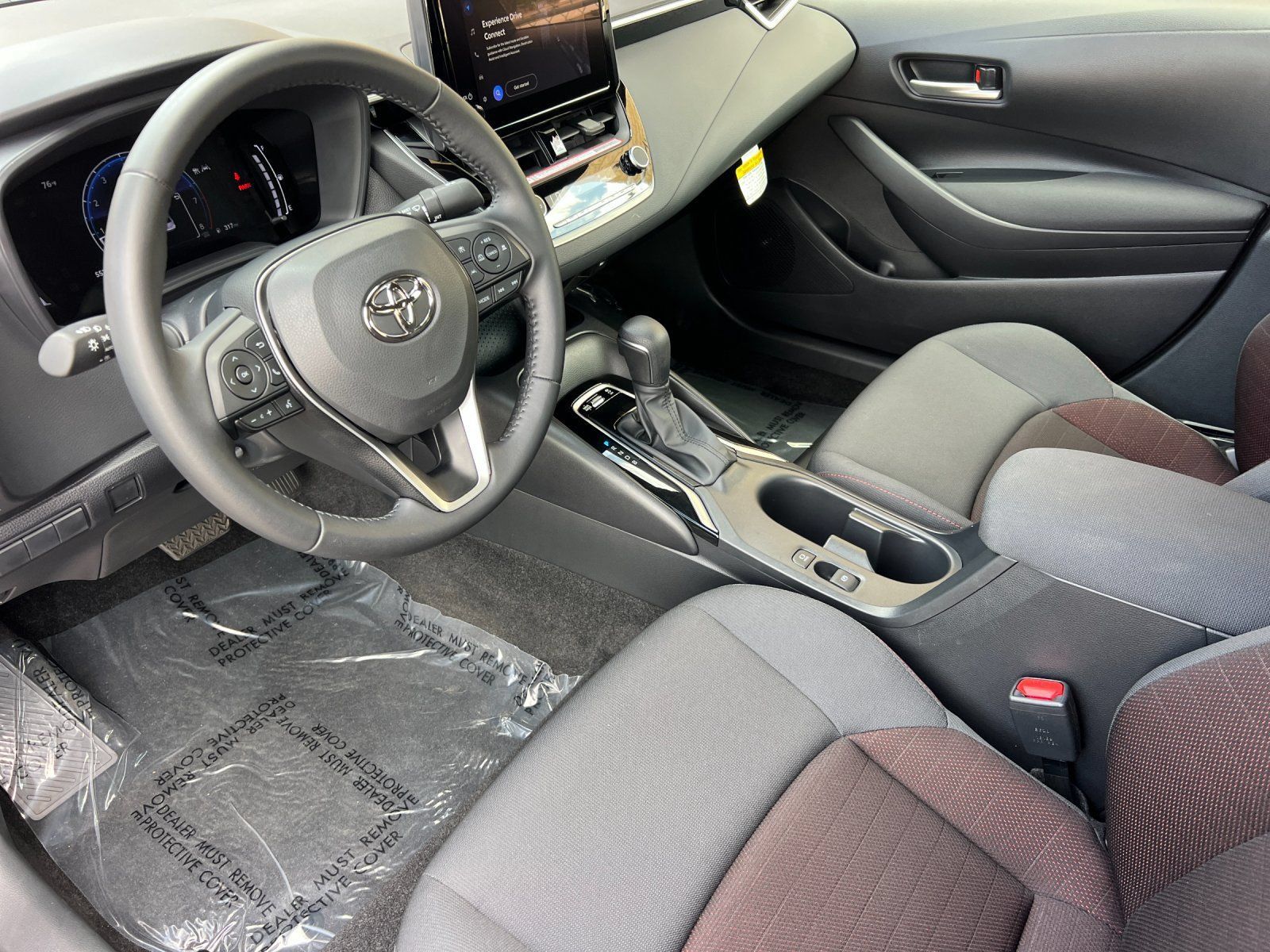 Used 2026 Toyota Corolla SE FWD image 9