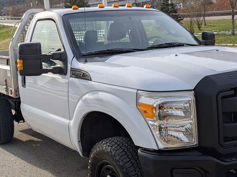 Used 2012 Ford F350 XL w/ Snow Plow Prep Pkg image 34