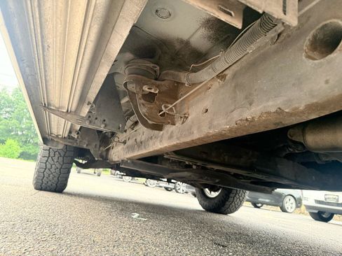 Used 2004 Chevrolet Silverado 2500 LS w/ Skid Plate Package AWD/4WD image 15
