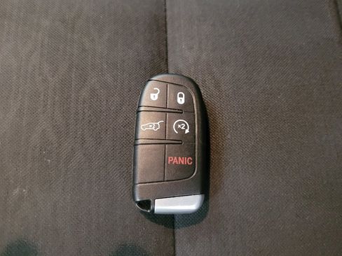 Used 2021 Dodge Durango SXT AWD/4WD image 32