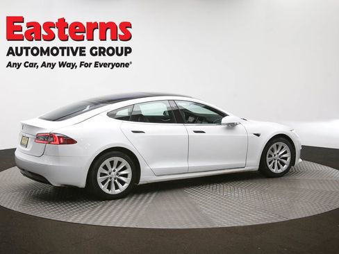 Used 2018 Tesla Model S 75D image 39
