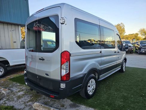 Used 2017 Ford Transit 150 XLT image 7