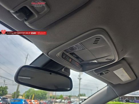 Used 2024 Chevrolet Malibu LT FWD image 17