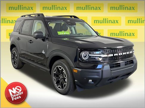 New 2026 Ford Bronco Sport Outer Banks w/ Outer Banks Tech Package+ AWD/4WD image 1