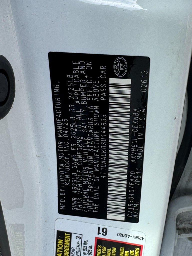 Used 2025 Toyota Camry LE FWD image 31