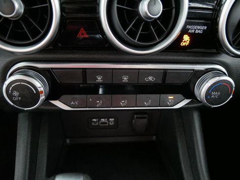 Used 2023 Nissan Sentra SV image 23