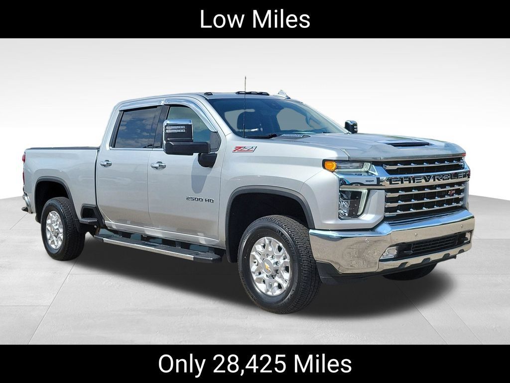 Used 2022 Chevrolet Silverado 2500 LTZ w/ LTZ Plus Package AWD/4WD image 2