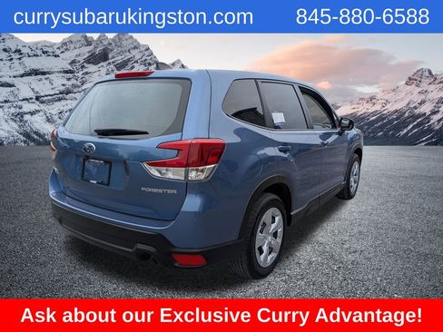 Used 2024 Subaru Forester AWD/4WD image 3