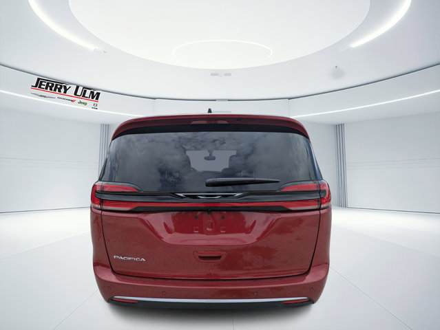New 2027 Chrysler Pacifica Select FWD image 4