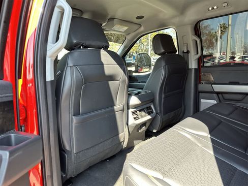 Used 2025 Ford F250 Lariat w/ Lariat Ultimate Package image 11