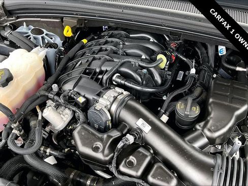 Used 2025 Jeep Grand Cherokee L Laredo image 31