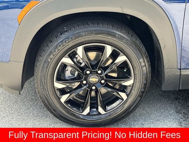 Used 2023 Chevrolet TrailBlazer LT FWD image 11