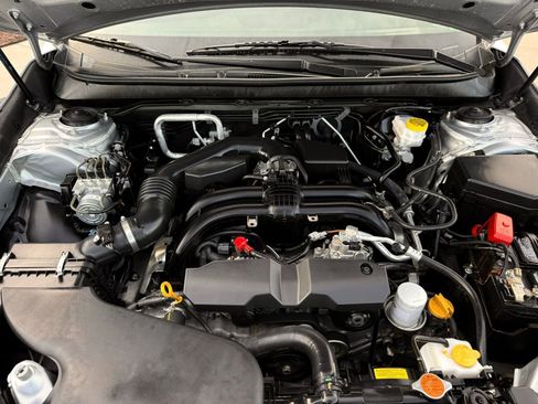 Used 2019 Subaru Outback 2.5i Limited w/ Popular Package #2 image 53