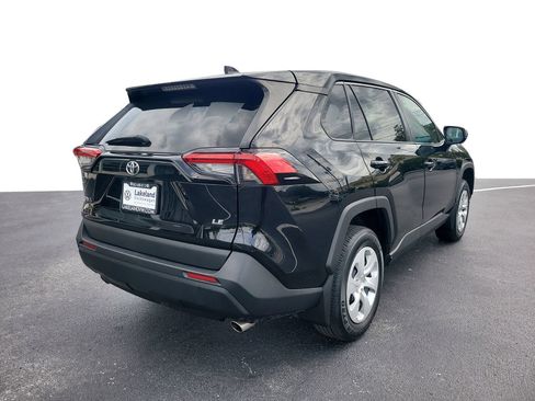Used 2023 Toyota RAV4 LE FWD image 3