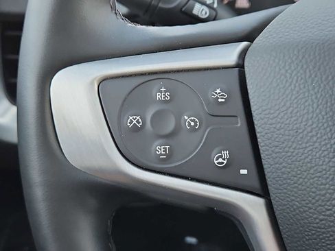 Used 2024 GMC Terrain SLT image 24