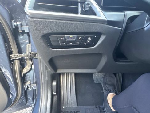 Certified 2025 BMW 330i Sedan image 29