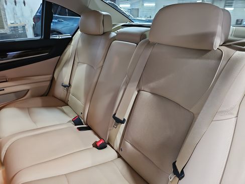 Used 2013 BMW 750Li image 14